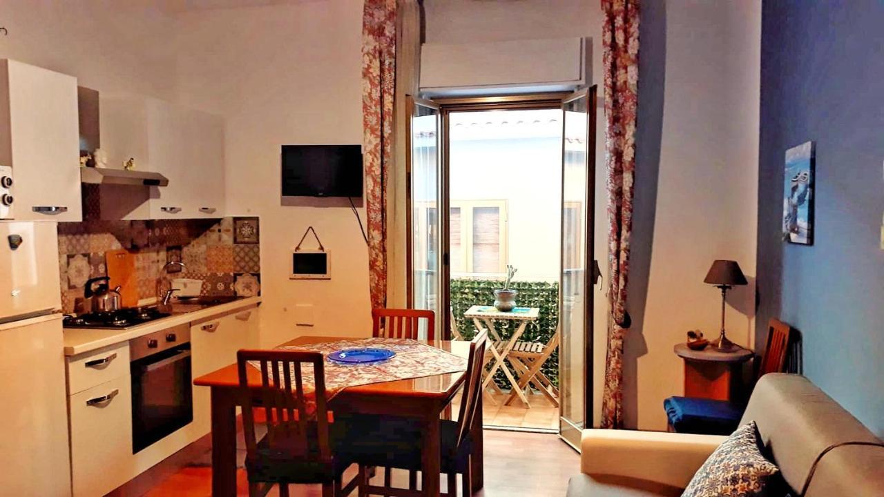 Casa Vacanza La Isla Bonita Isola delle Femmine Luaran gambar